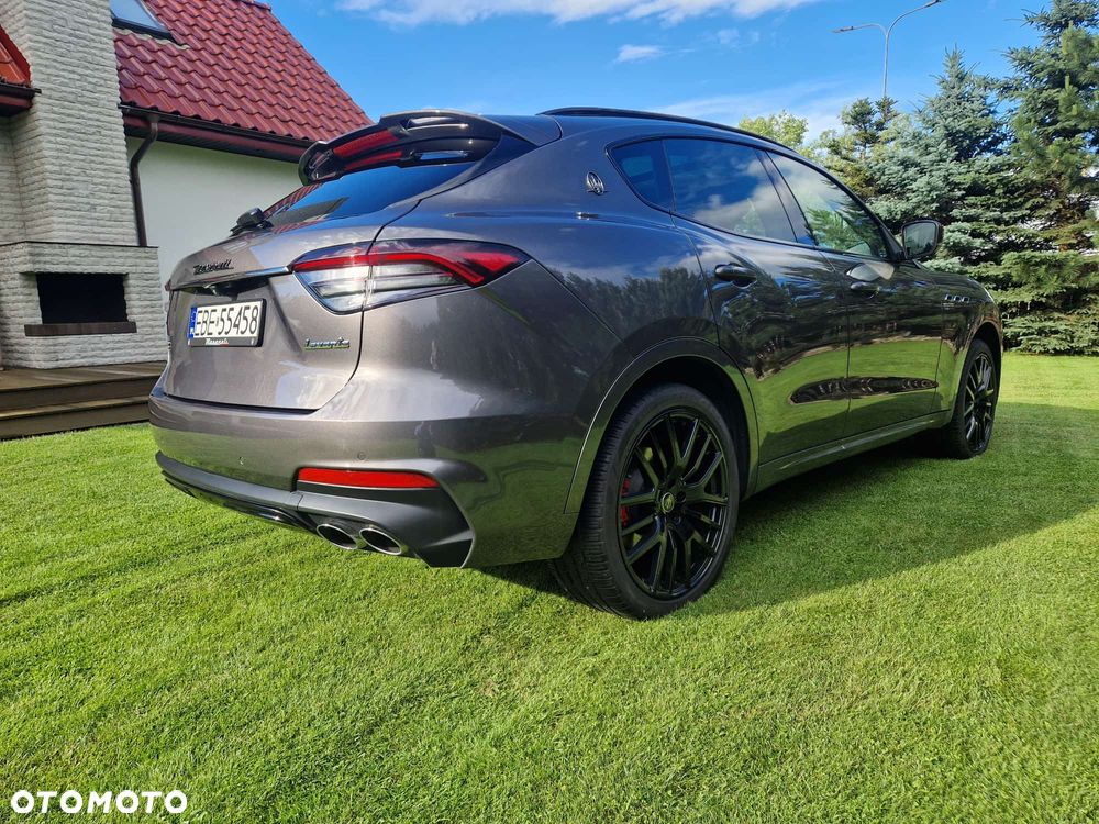 Maserati Levante - 10
