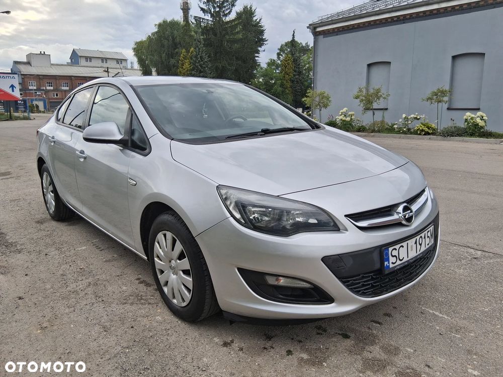 Opel Astra 1.4 T Energy EU6 - 4