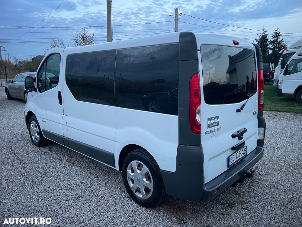 Renault Trafic 2.0 dCi 115 Passenger Expression - 3