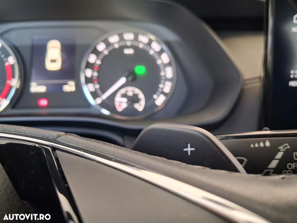 Skoda Octavia Combi 1.5 TSI DSG Mild Hybrid Ambition - 12