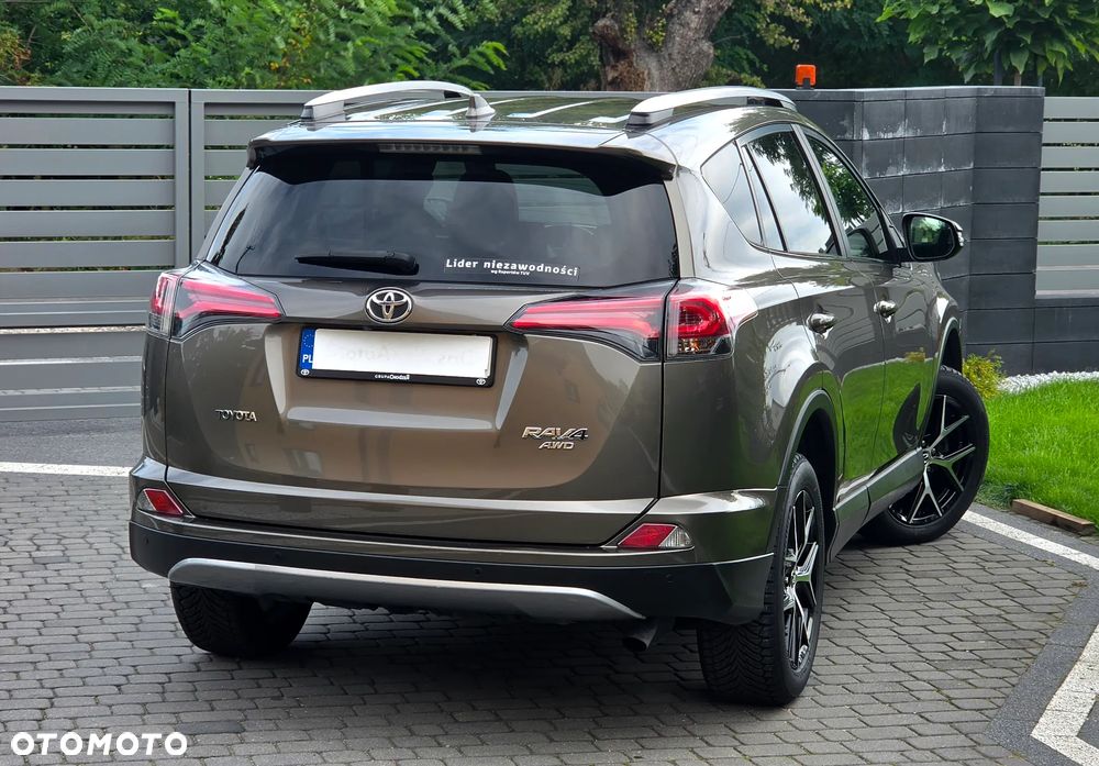 Toyota RAV4 2.0 Prestige 4x4 - 18