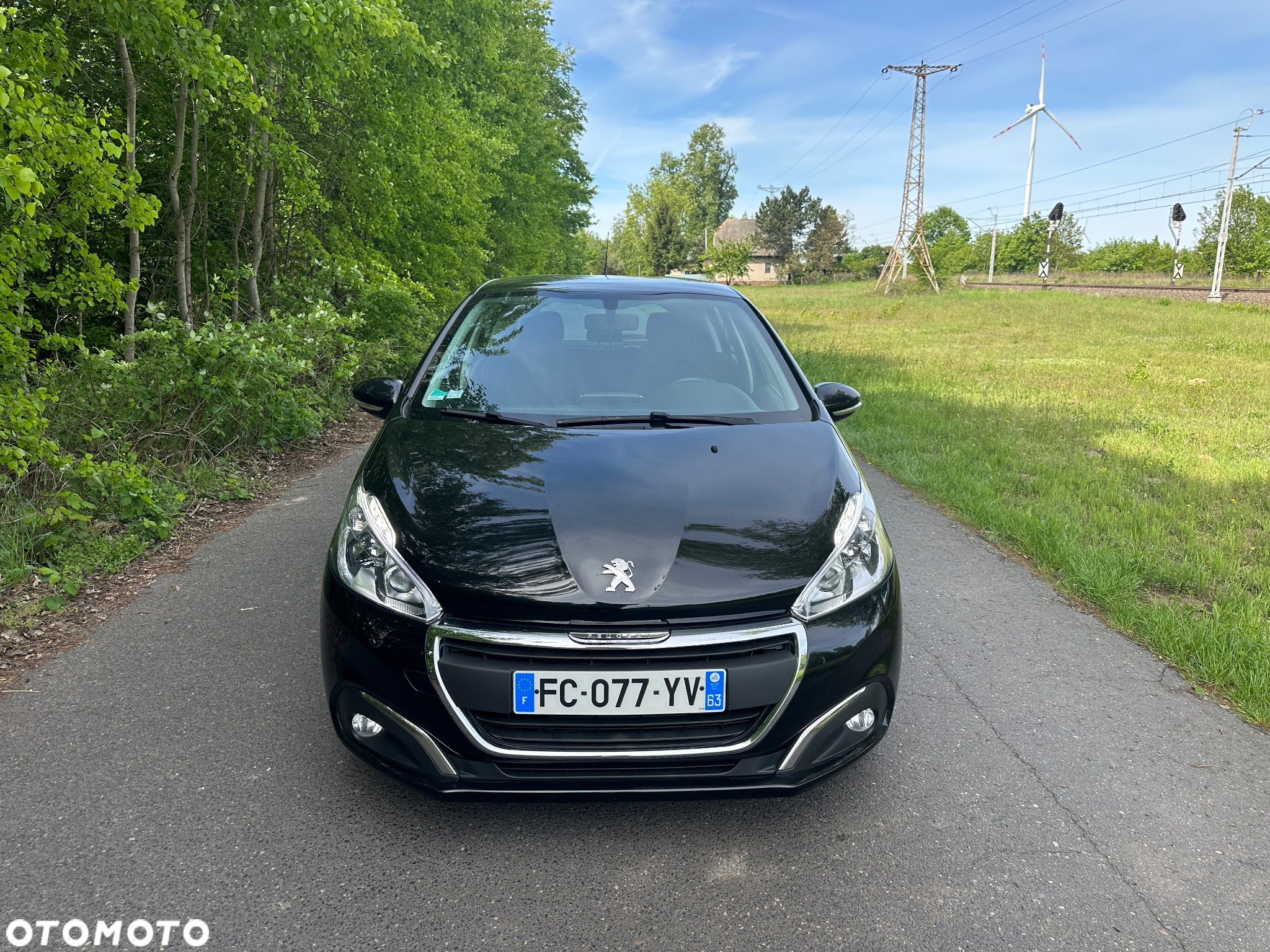 Peugeot 208 1.5 BlueHDi Allure S&S - 2