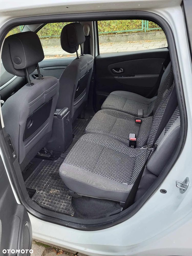 Renault Scenic - 2