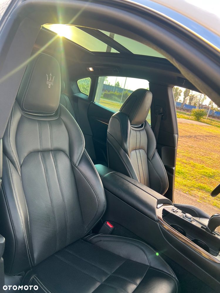 Maserati Levante Modena S - 23