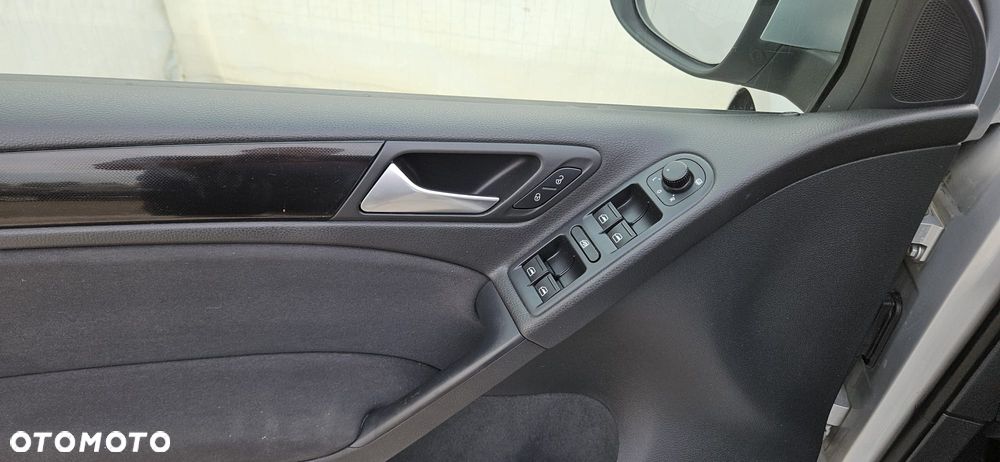 Volkswagen Golf 1.6 Comfortline - 17
