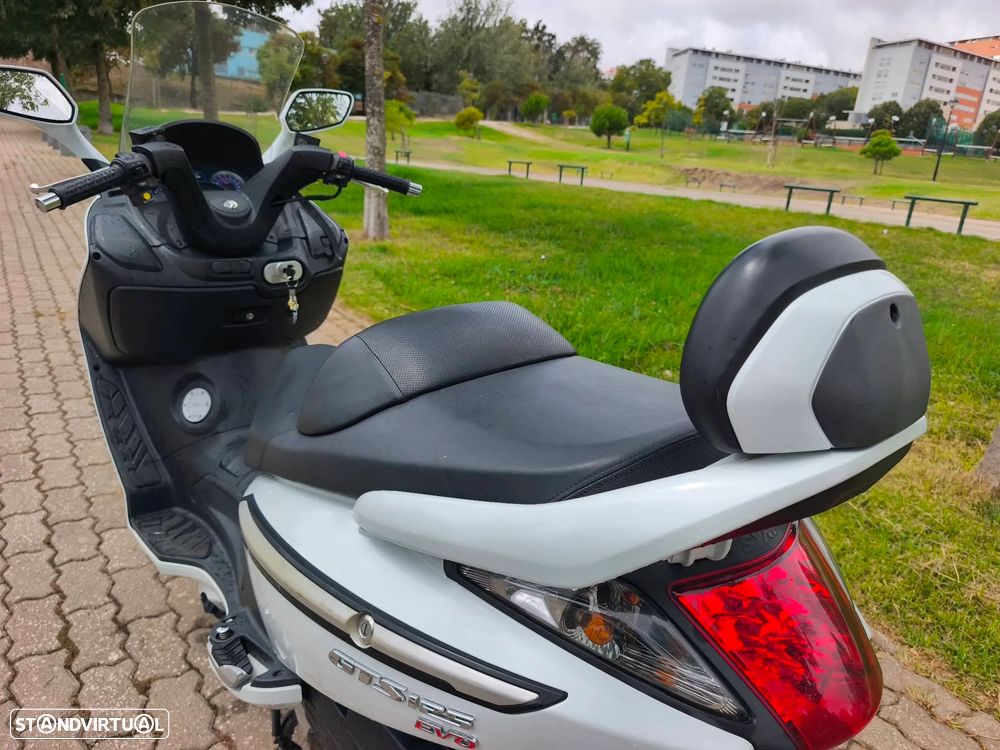 Sym GTS 125 evo - 8