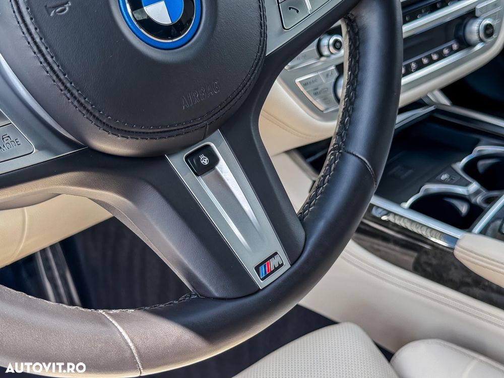 BMW Seria 7 745Le xDrive AT PHEV - 19