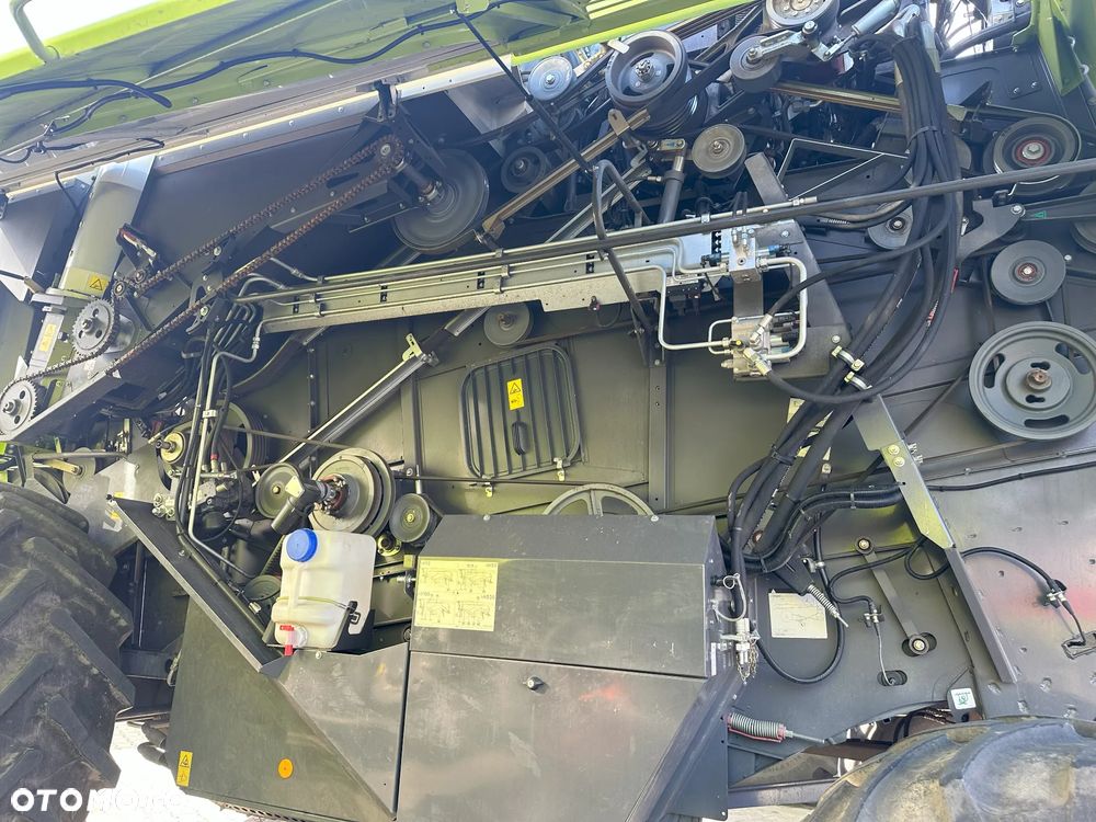 Claas TUCANO 440 - 8