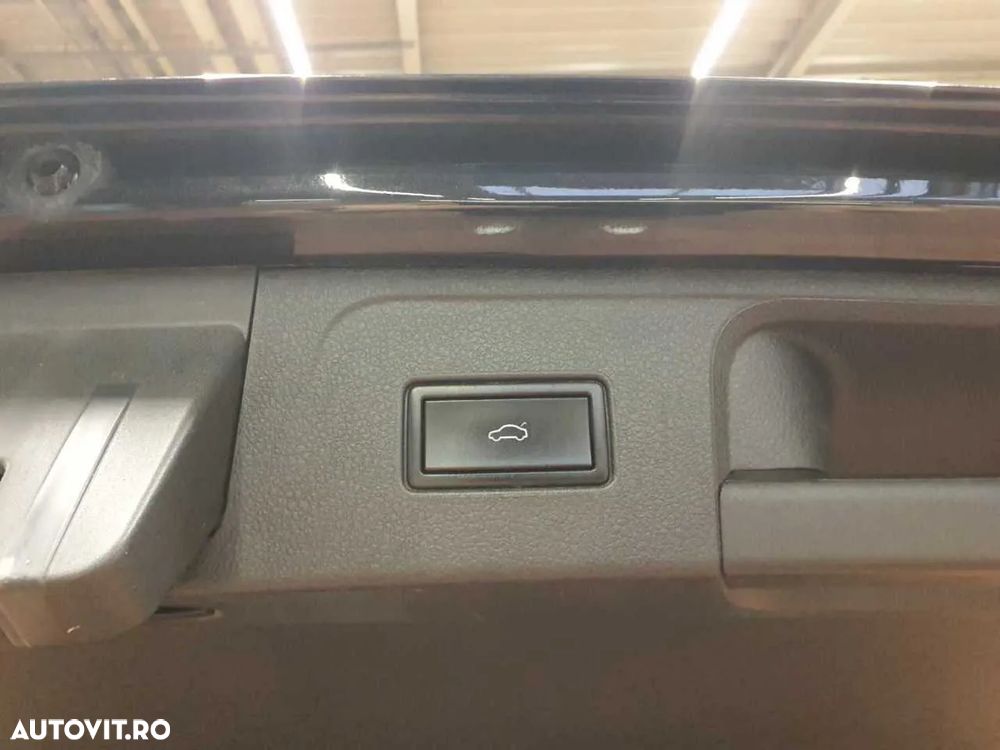 Volkswagen Passat Variant 2.0 TDI DSG Business - 15