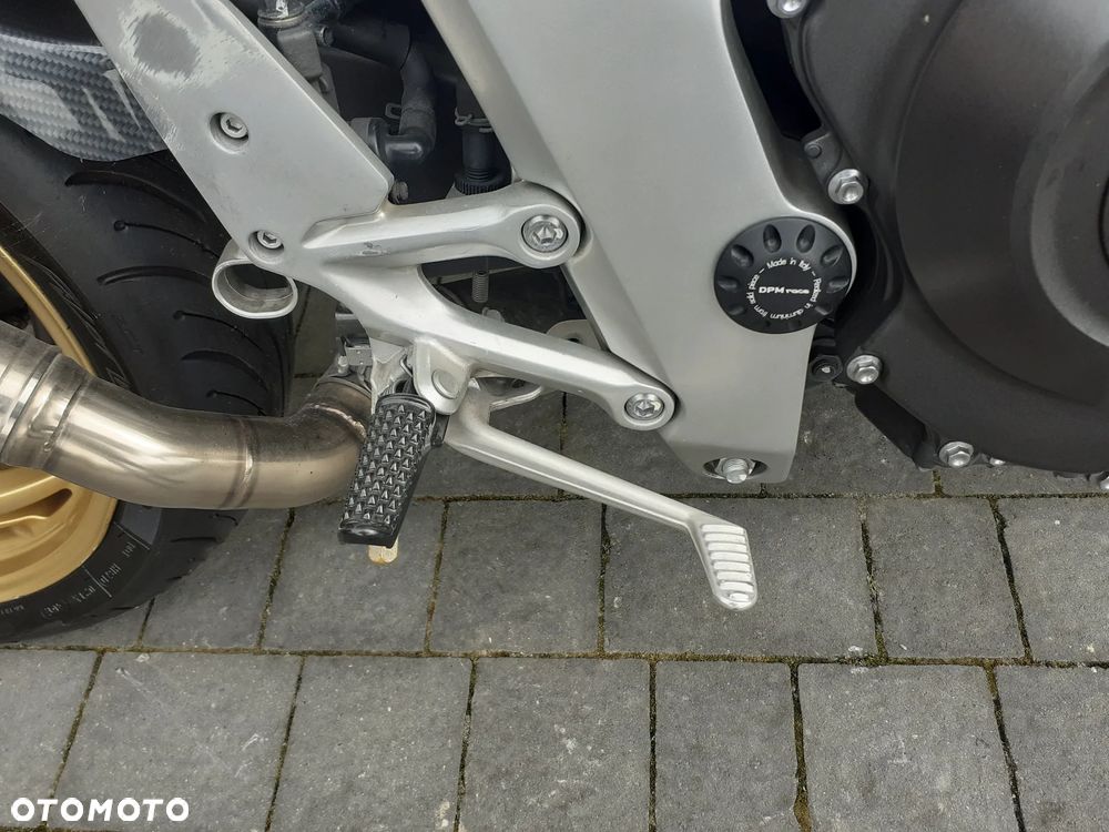 Honda CB - 12