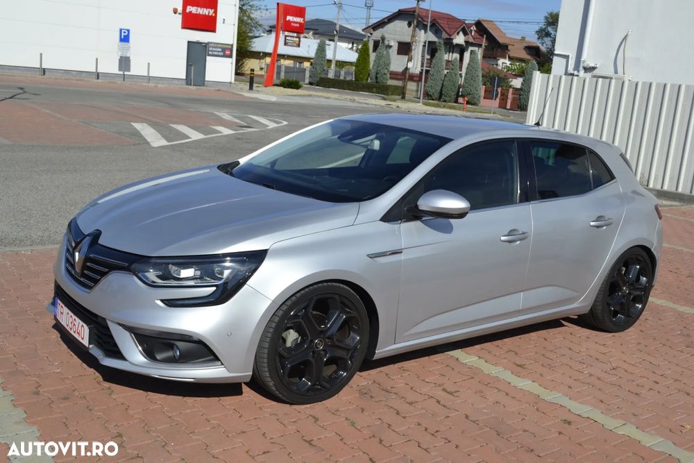 Renault Megane ENERGY dCi 110 Start & Stop Bose Edition - 8