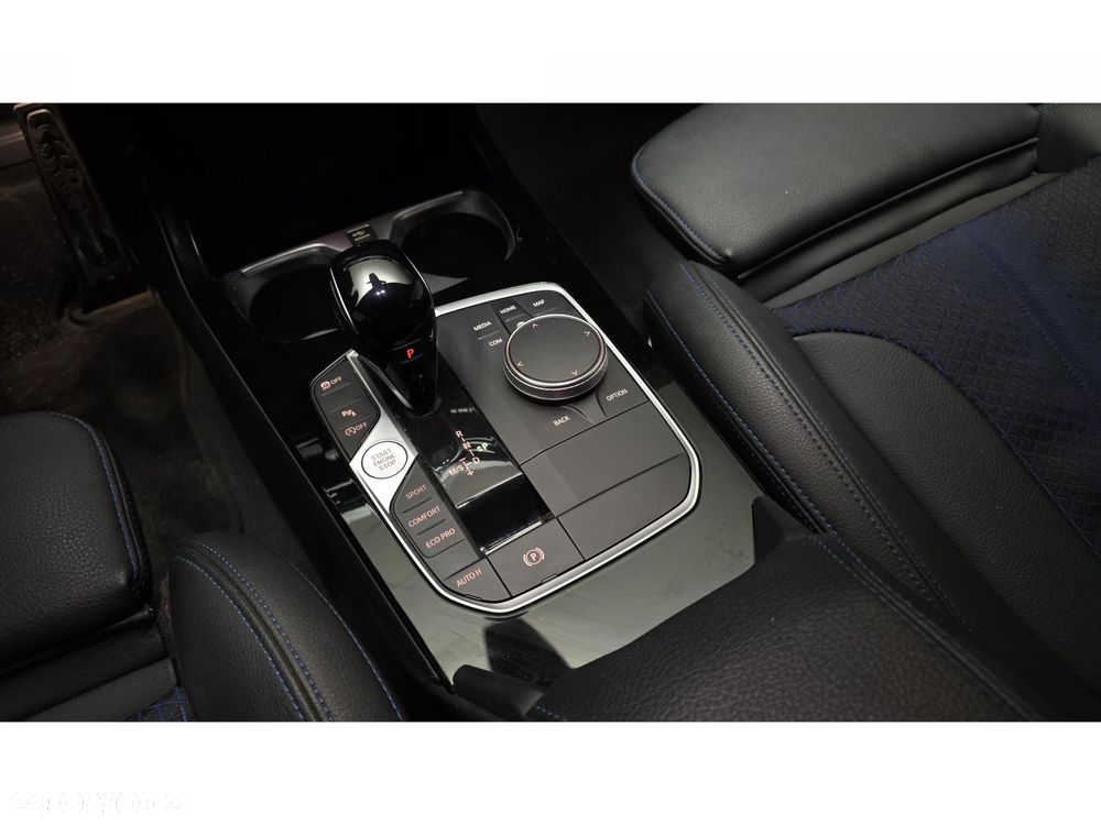 BMW Seria 2 218i M Sport - 22