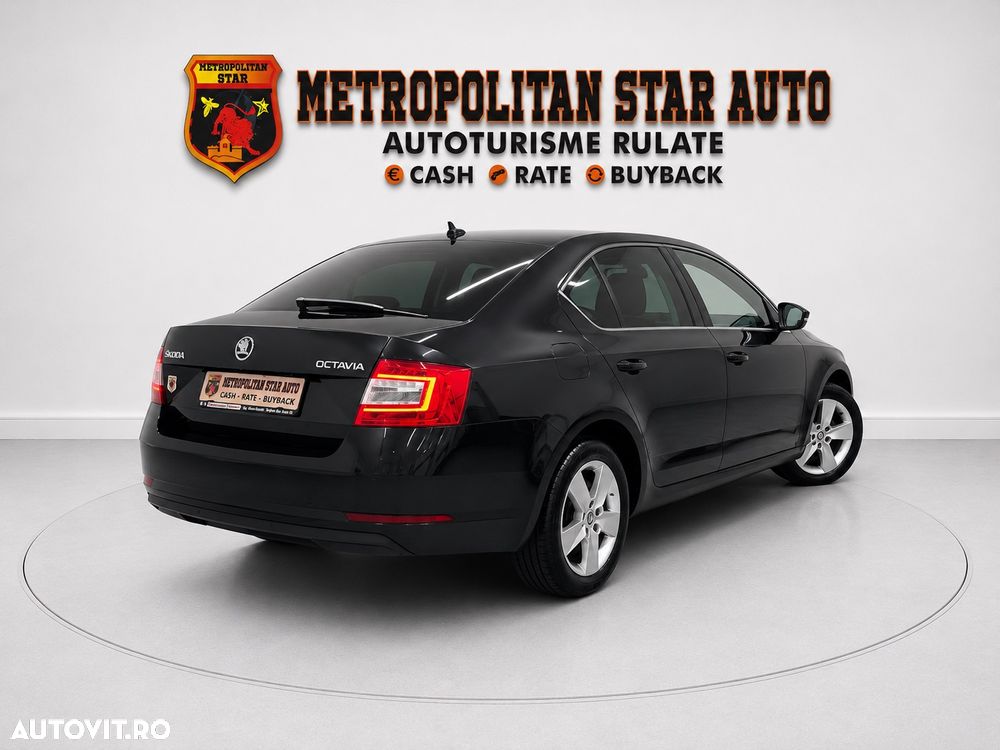 Skoda Octavia 2.0 TDI DSG Style - 4