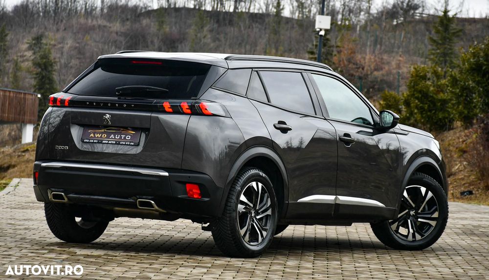 Peugeot 2008 PureTech 130 EAT8 Allure - 4