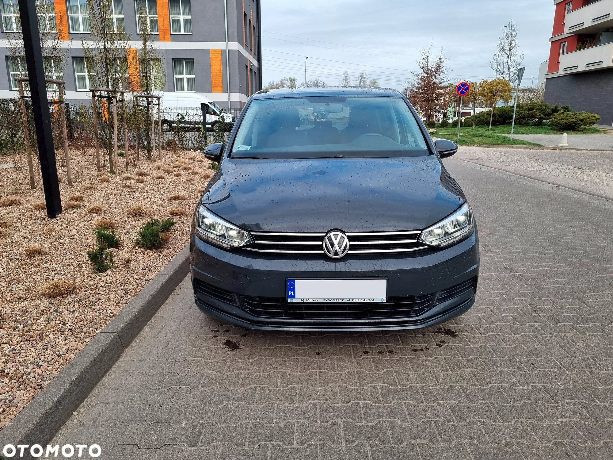 Volkswagen Touran 1.6 TDI BMT Trendline - 3