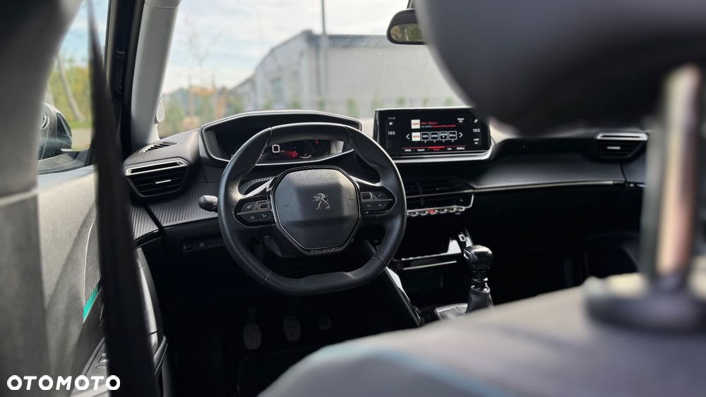 Peugeot 2008 PureTech 130 Allure - 6