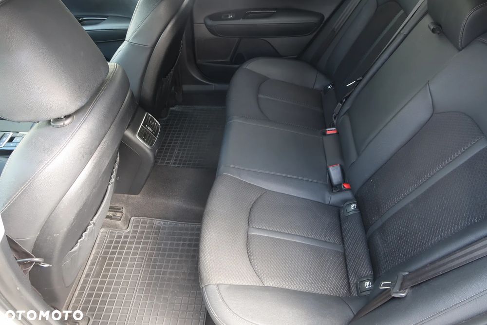 Kia Optima 1.6 T-GDI L DCT - 26