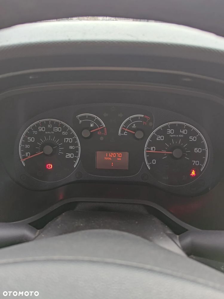 Fiat Doblo 1.4 16V Active - 12