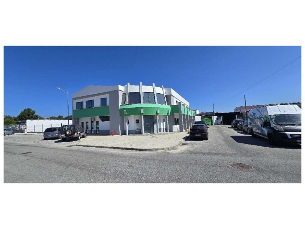 ARMAZÉM Industrial (+ Lote p/ construção) - Grande imagem: 3/57