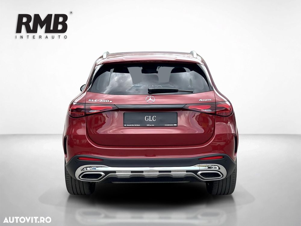Mercedes-Benz GLC 300 e 4Matic 9G-TRONIC AMG Line Advanced - 5
