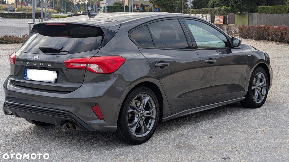 Ford Focus - 11
