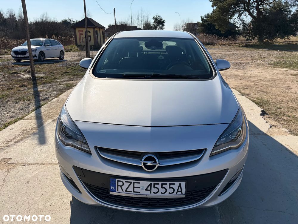 Opel Astra 1.6 T SIDI Cosmo S&S EU6 - 5