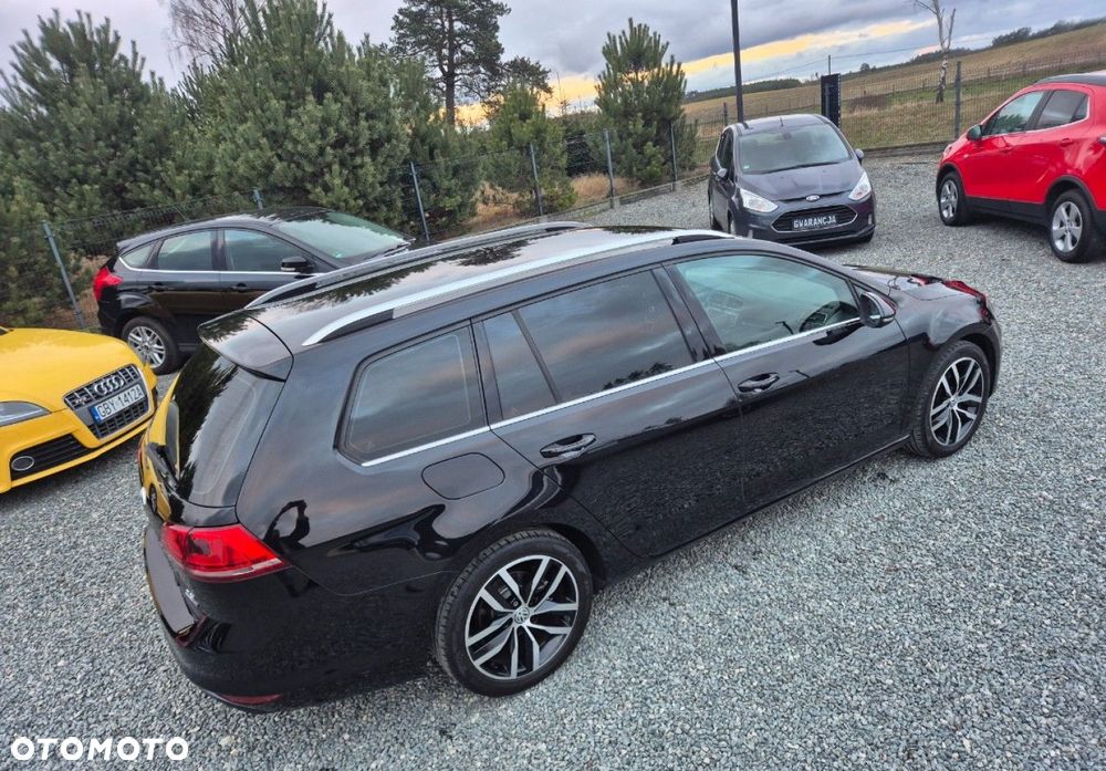 Volkswagen Golf - 36