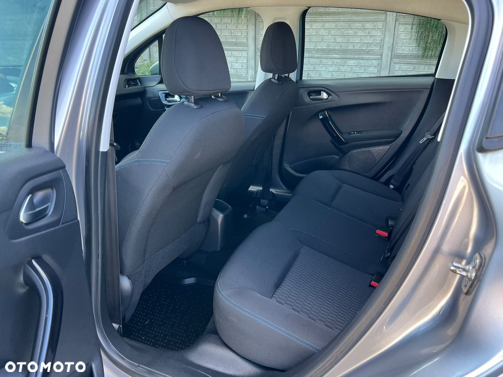 Peugeot 208 BlueHDi 100 Active Pack - 20