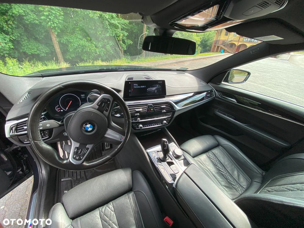 BMW 6GT - 5