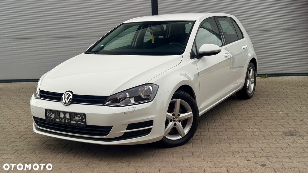 Volkswagen Golf 1.6 TDI BlueMotion Comfortline - 16