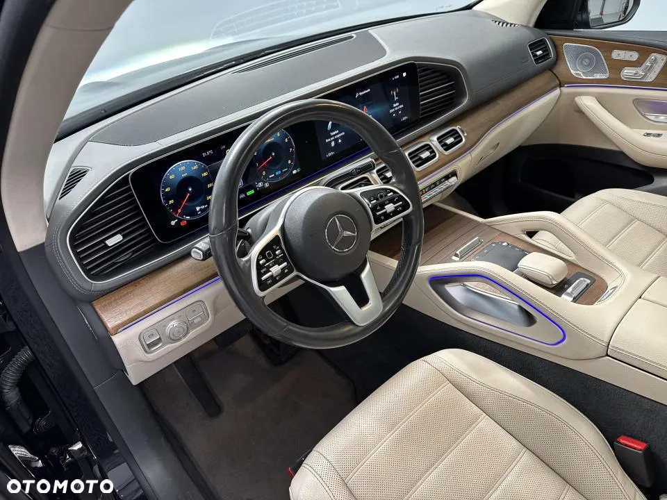 Mercedes-Benz GLE - 13