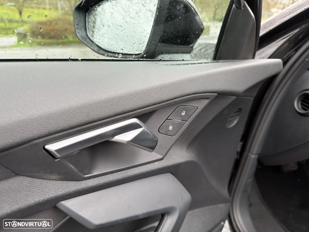 Audi A3 Limousine 30 TFSI S tronic sport - 17