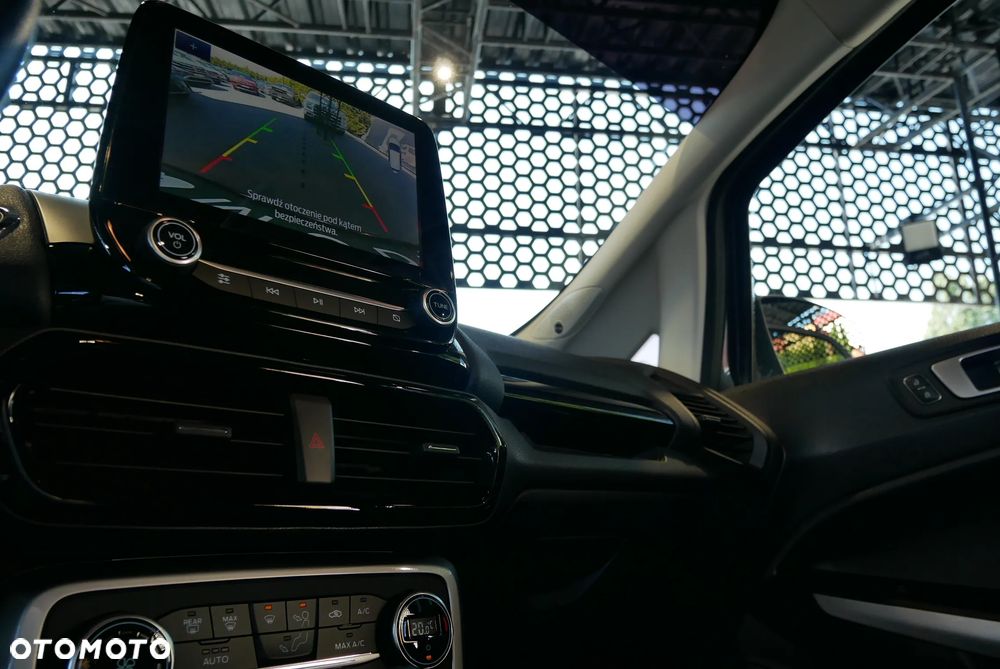 Ford EcoSport - 24