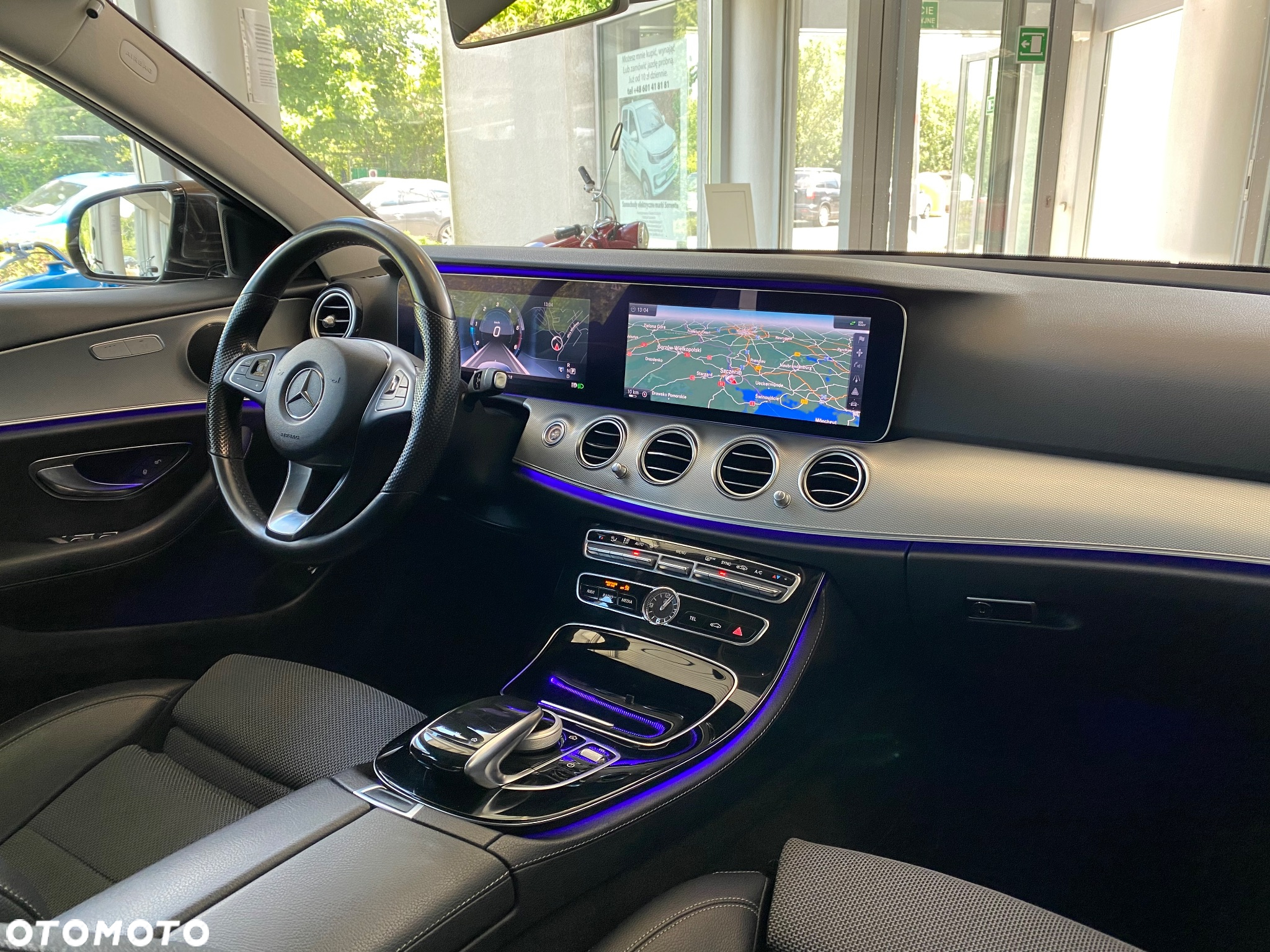 Mercedes-Benz Klasa E 220 d 9G-TRONIC - 20