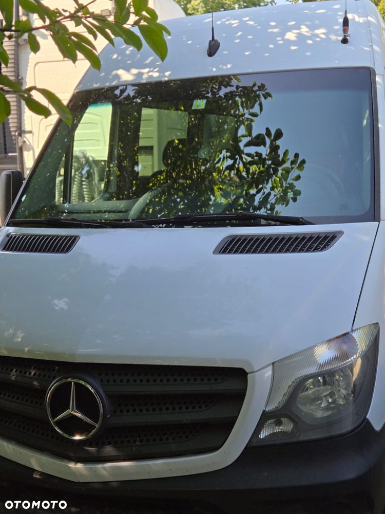 Mercedes-Benz Sprinter 906.235 - 8