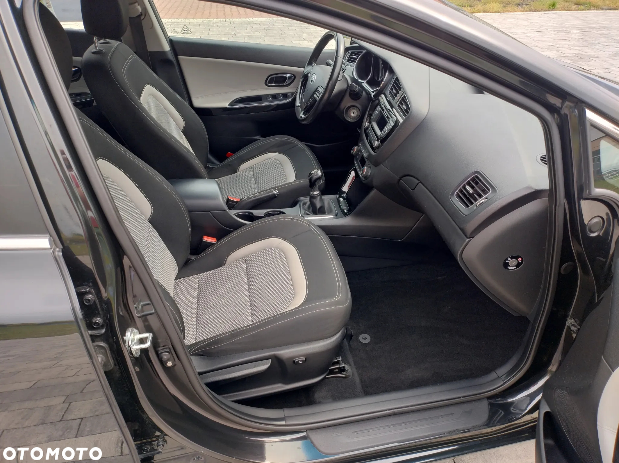 Kia Ceed - 9