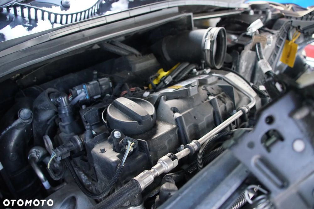 Auto na części - Mini Clubman II F54 1.5 136 KM B38A15 GS6-58BG C2K 2017R Silnik Skrzynia Drzwi Błotnik Klapa Zderzak Lampa Lusterko Klamka Szyba Deska Kokpit Sterownik Moduł Czujnik Licznik Wyświetlacz Panel Kierownica - 17
