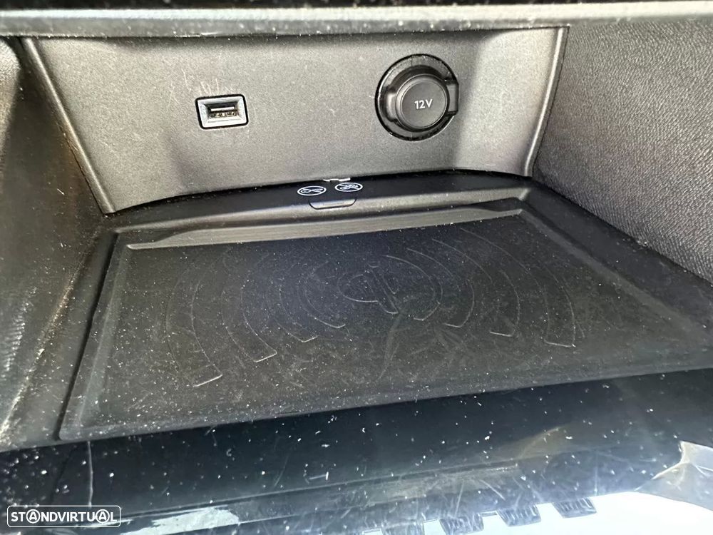 Peugeot 3008 1.2 PureTech Allure Pack - 42