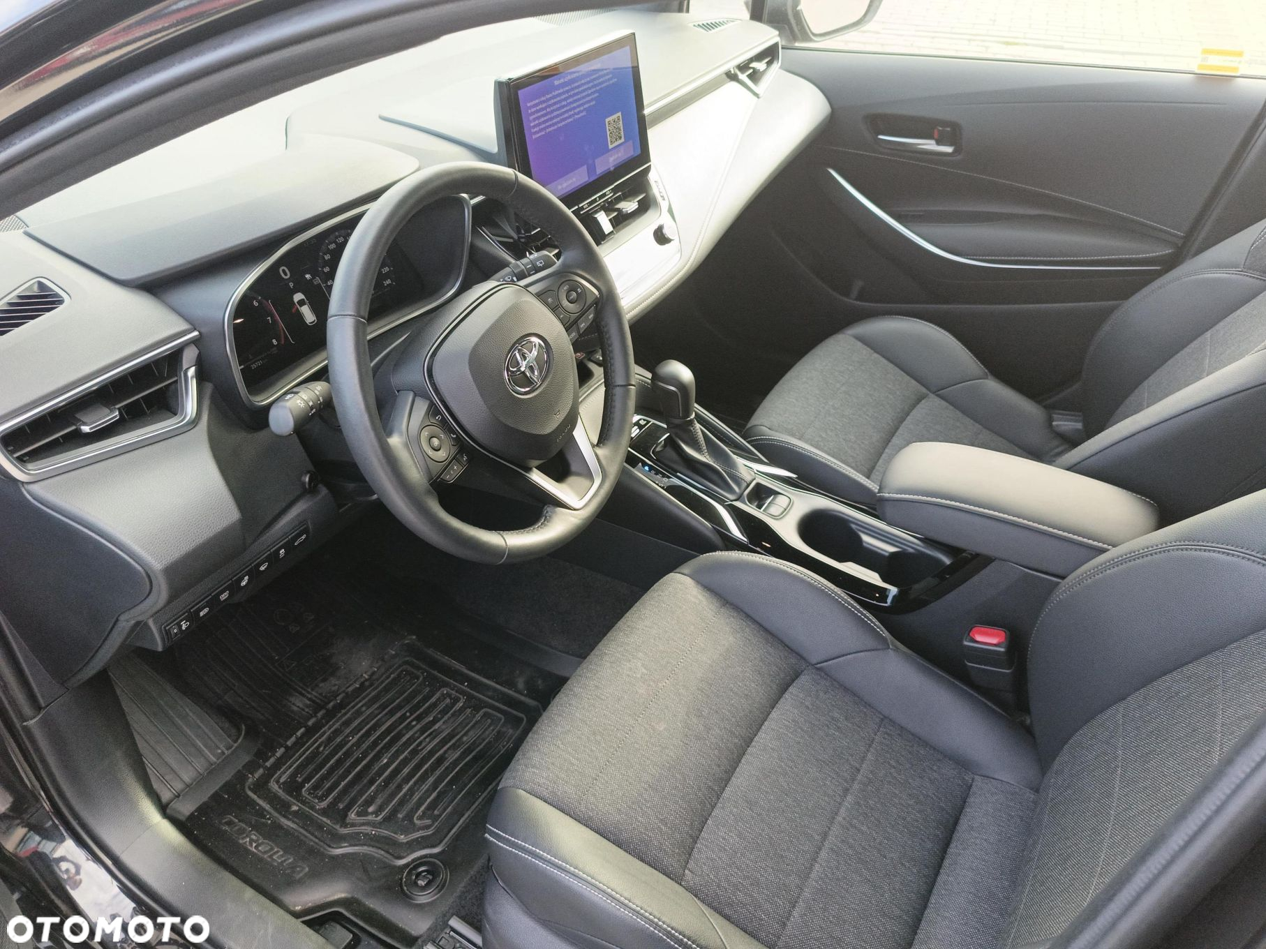Toyota Corolla 2.0 Hybrid Style - 9