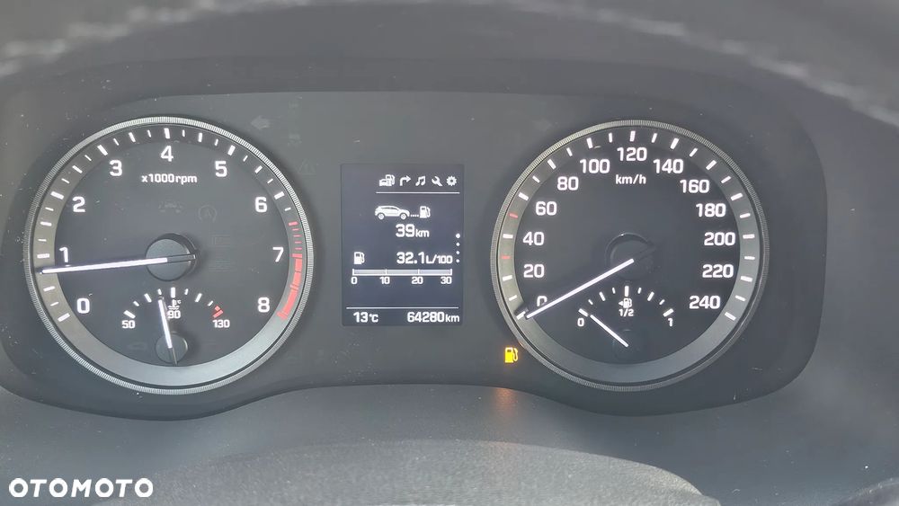 Hyundai Tucson 1.6 Turbo 2WD Navi - 9