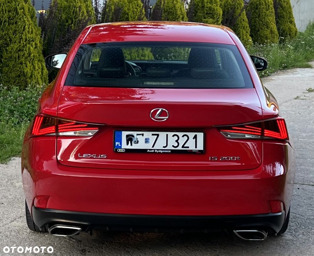 Lexus IS 200t F Sport - 6