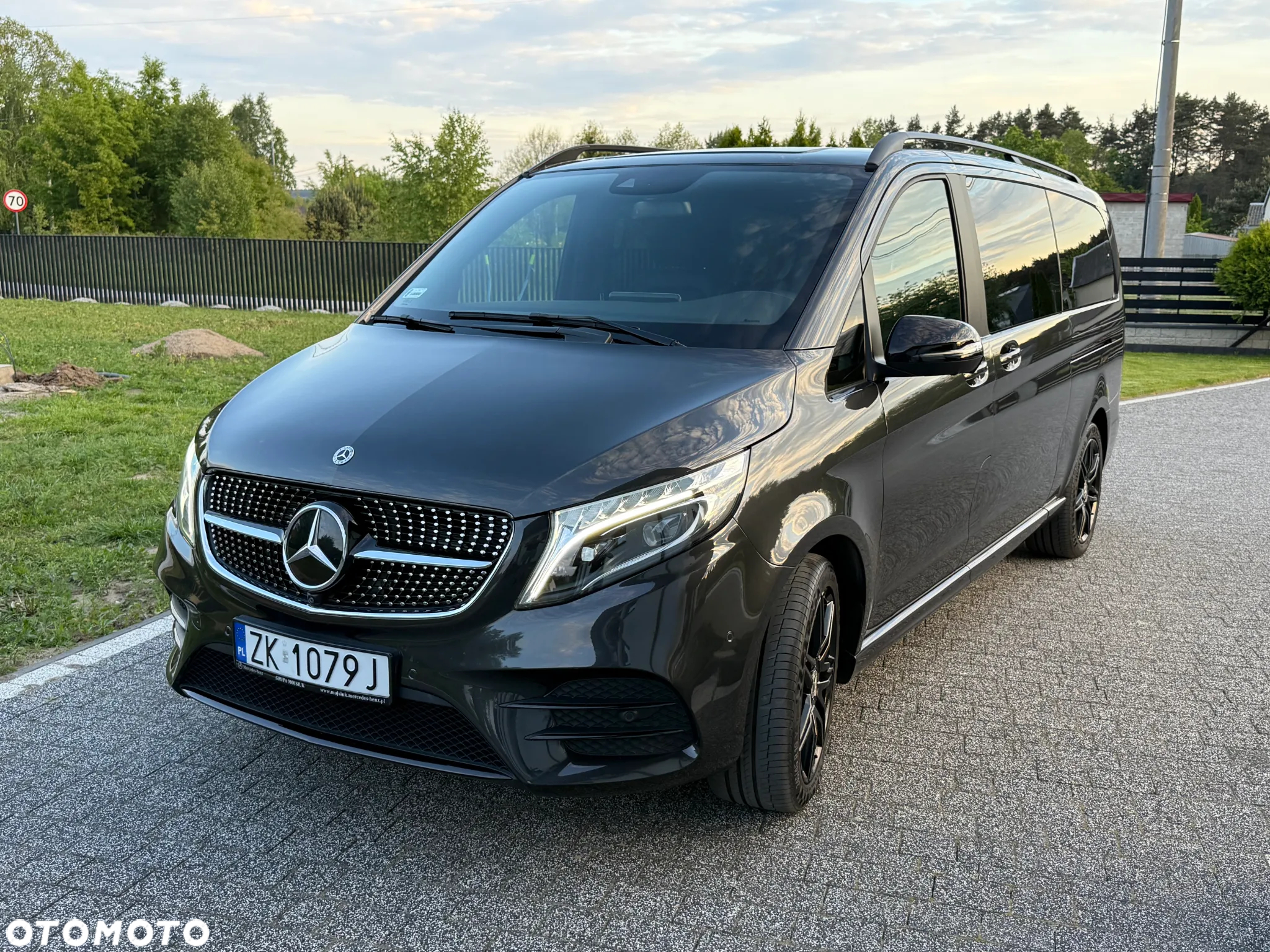 Mercedes-Benz Klasa V 300 d 4-Matic 9G-Tronic (ekstra d³) - 17