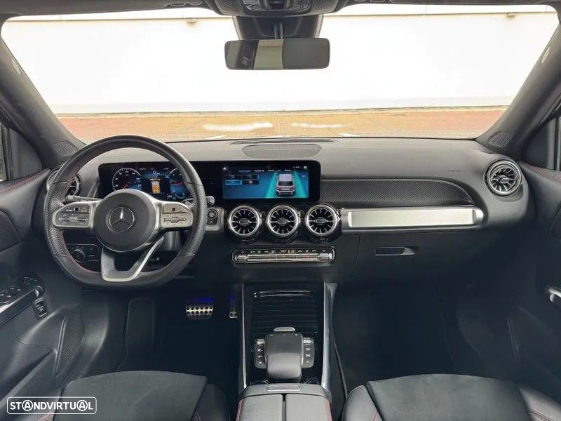 Mercedes-Benz GLB 200 d AMG Line - 12