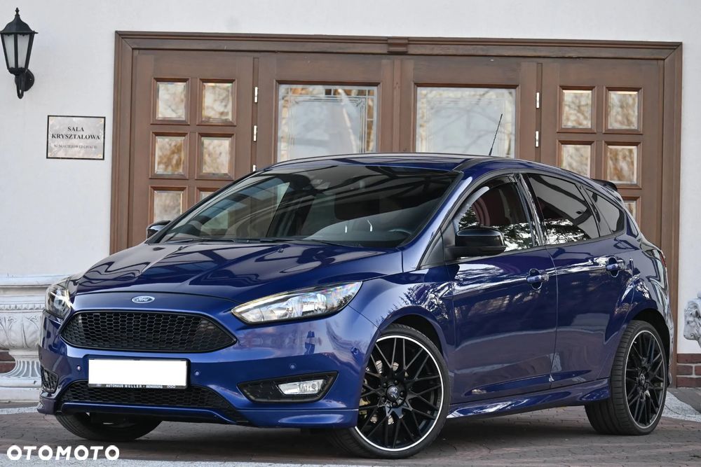 Ford Focus SW 1.5 EcoBoost S&S ST-LINE - 5