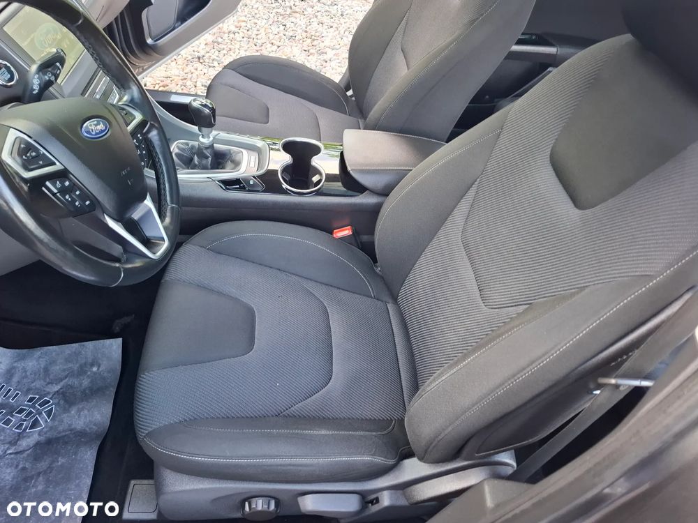 Ford Mondeo 2.0 TDCi STart-Stopp Titanium - 34