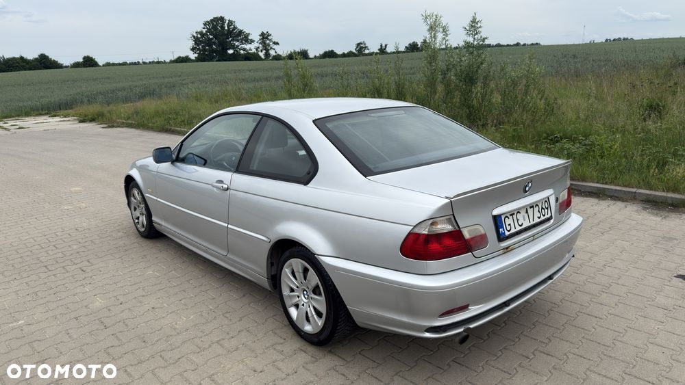 BMW Seria 3 318Ci - 6