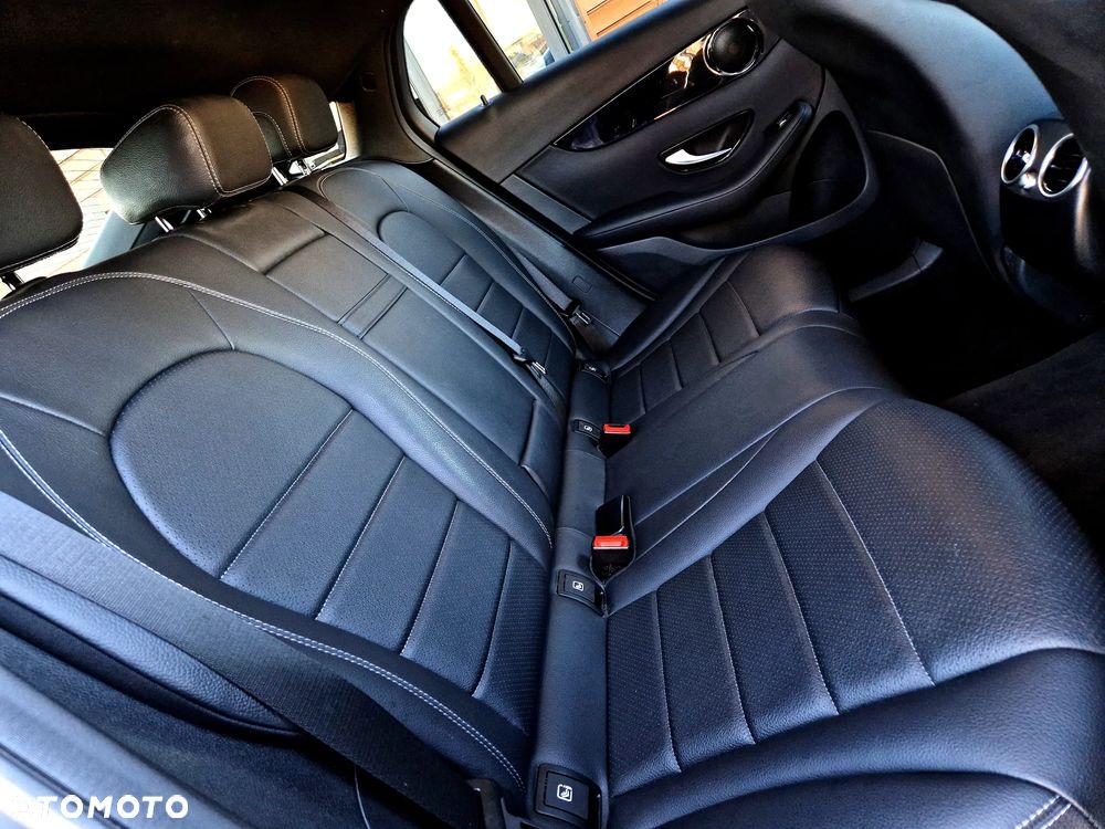 Mercedes-Benz GLC GLC-Coupe 300 de 4Matic 9G-TRONIC Exclusive - 17