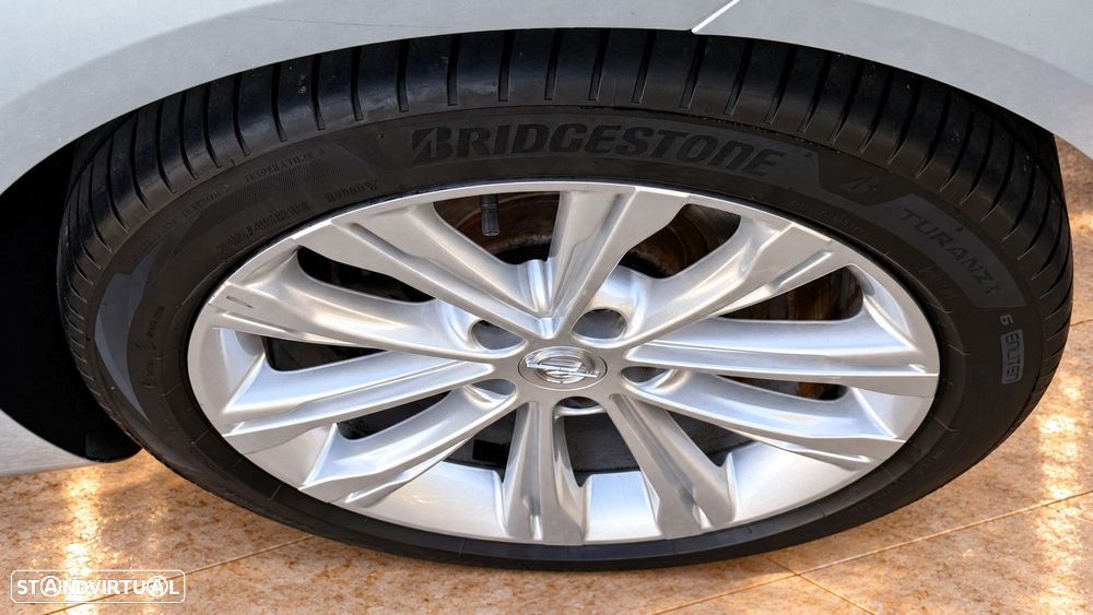 Opel Insignia Grand Sport 1.5 - 10