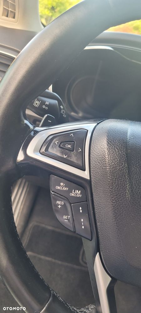 Ford Mondeo 2.0 TDCi Titanium PowerShift - 19