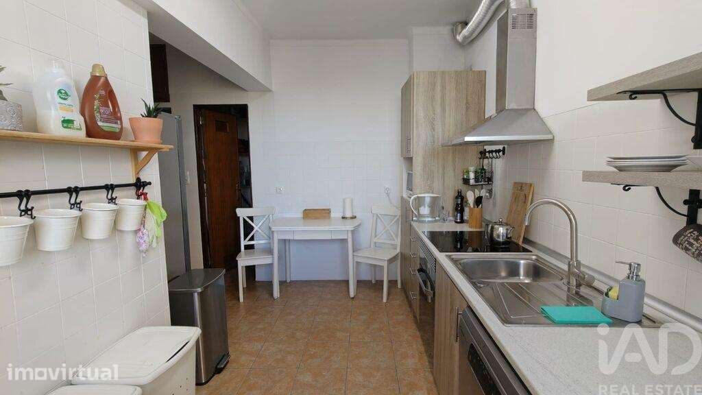 Apartamento T3 em Santa Iria de Azoia, São João da Talha e Bobadela - Grande imagem: 2/16